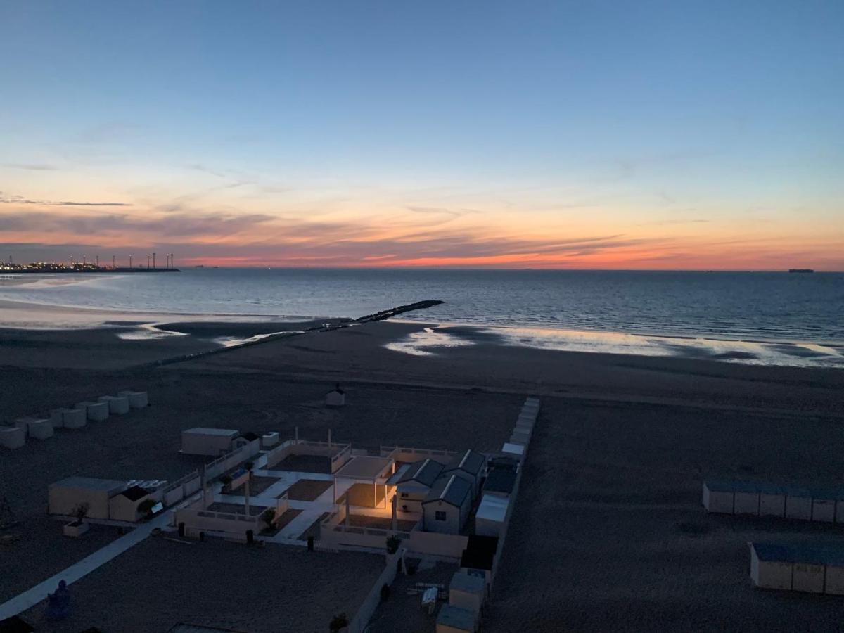 Knokke Sea, Appartement Vue Mer Luaran gambar